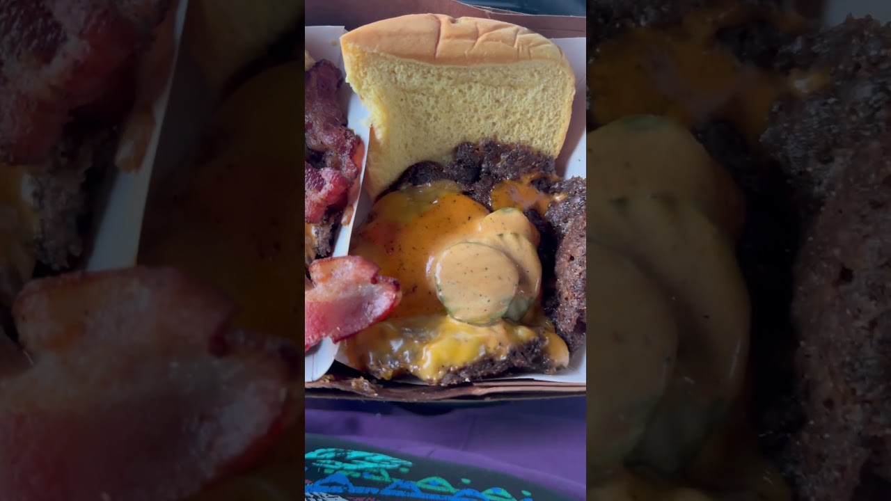 Trying Easy Street burgers 