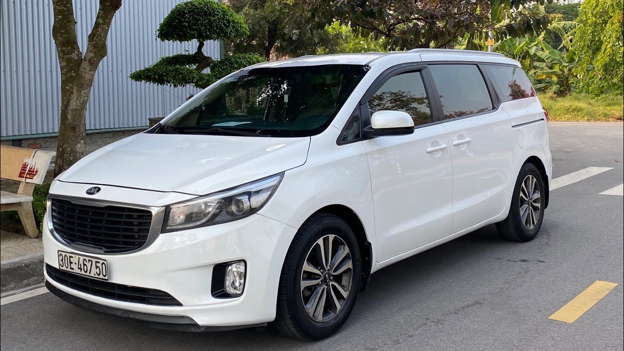 Kia Sedona D 2022 Deluxe máy dầu phiên bản tầm trung Giá RẺ