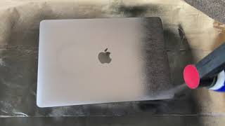 Spray paint a Macbook Air M1