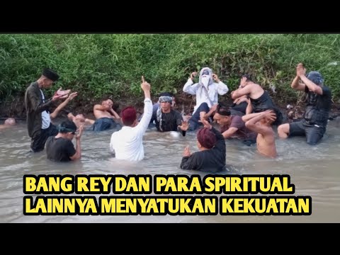 PARA SPIRITUAL BERSATU MEMBACA SHALAWAT MEMBUAT KI JAGA BAYA TERKAPAR