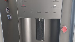 GE side-by-side refrigerator middle section freezing water not coming out of dispener by My Appliance Fixed 58 views 2 months ago 5 minutes, 56 seconds