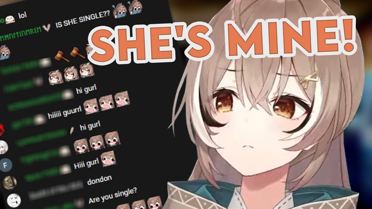 Mumei receives a SC from a Girl Fan and Chat goes crazy