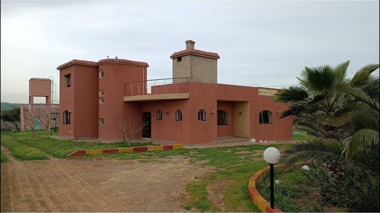 0661467850فيرمة هكتار و1580متر تمن قابل لتفاوض نواحي مدينة ابن سليمان جماعة ولاد يحي لوط 