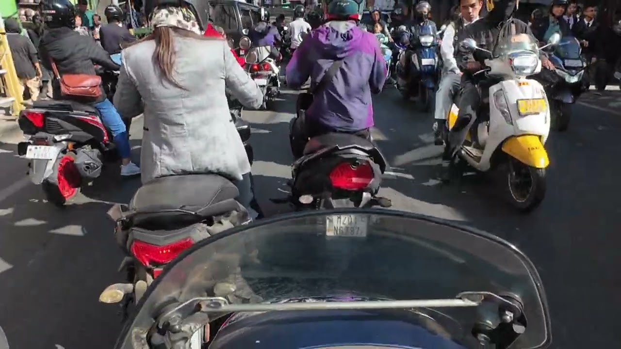 Aizawl khawpui chhung traffic jam kar a titi..