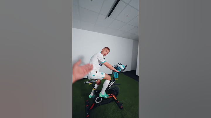De l'Orange Vélodrome à #FC24 en passant par le vestiaire. POV je suis joueur de l’OM avec 🎮