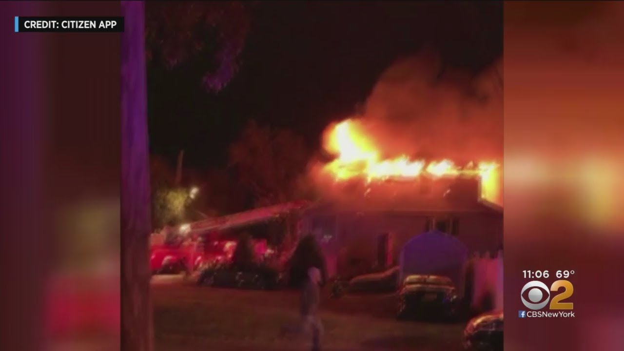 cbs new york weather Fire Destroys Staten Island Home