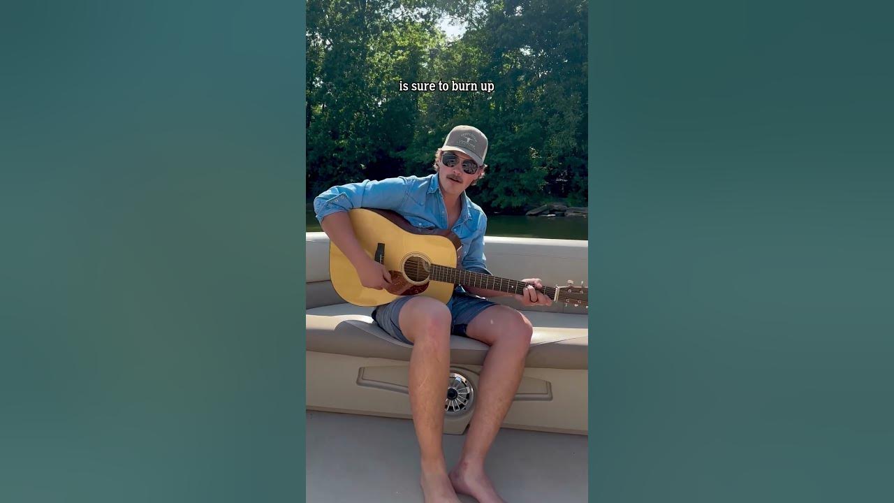 Gonna be busy doin nothin but watchin football this weekend 🏈 #countrymusic #classiccountry