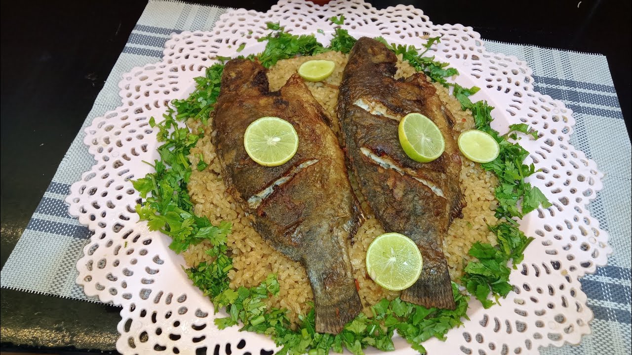انسي انك تاكليه من بره تاني خلاص جربيه بالطريقه دي وادعيلي السمك المقلي مع الرز الصياديه