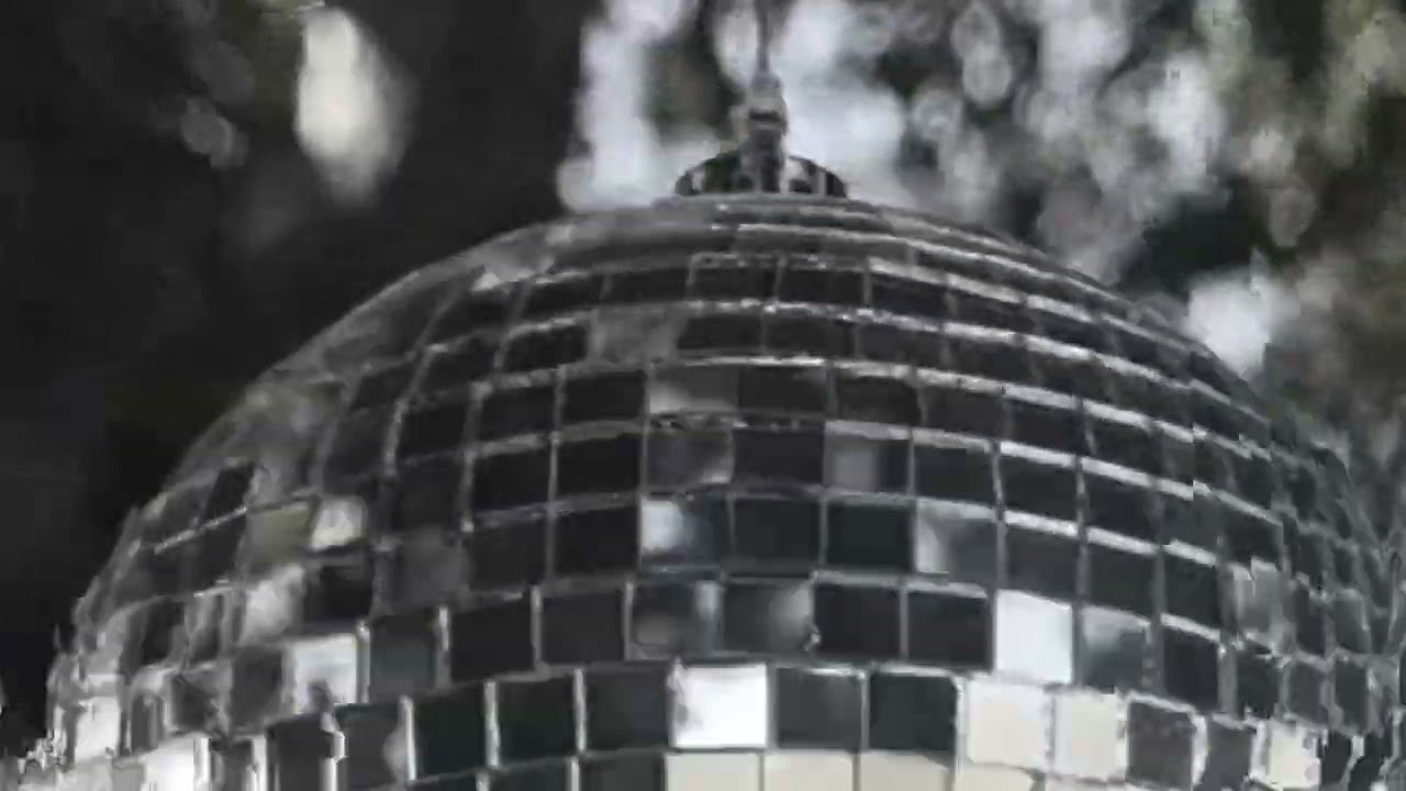 在 YouTube 上观看 Walking In The Park (Visualizer) - Seven Davis Jr. 在 YouTube 上观看 Walking In The Park (Visualizer) - Seven Davis Jr.