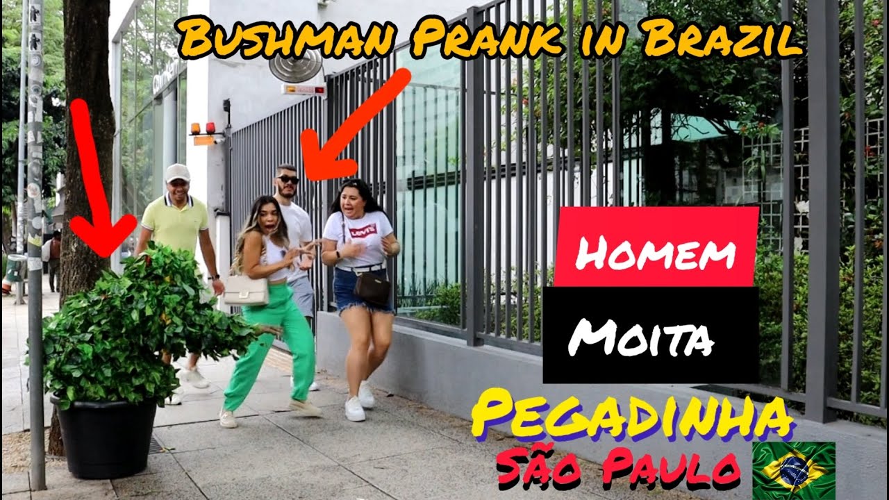 Bushman Prank in Brazil | Pegadinha do Homem Moita