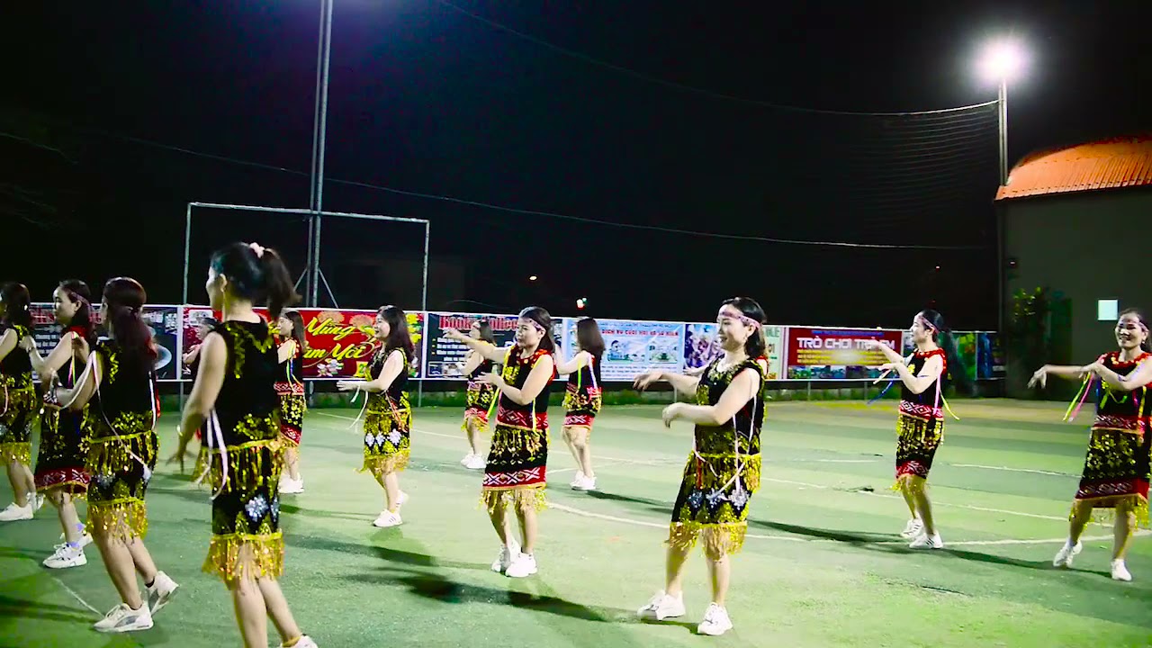 TIẾNG ĐÀN TA LƯ - CLB KHIÊU VŨ KIẾN GIANG