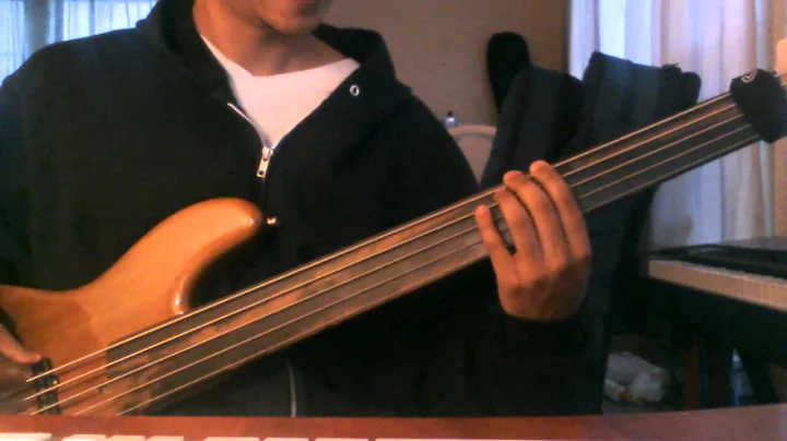 Maurice Ellis testing out the fretless