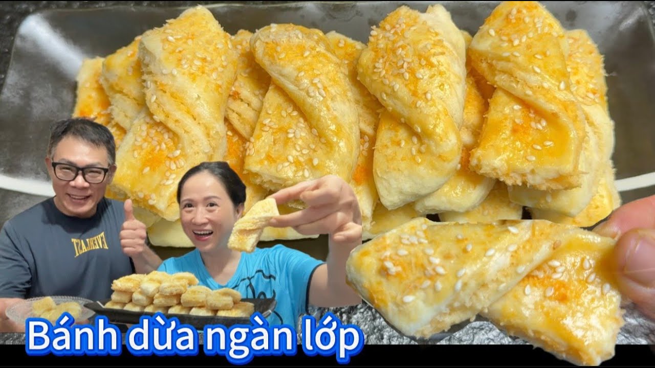 Bánh nhân dừa ngàn lớp vỏ bánh giòn tan thơm bơ, nhân dừa ít ngọt. Nhà mình tha hồ nhâm nhi nha.
