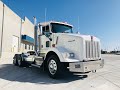 2014 Kenworth T800 Extended Day Cab 485 hp ISX Cummins 13 sp