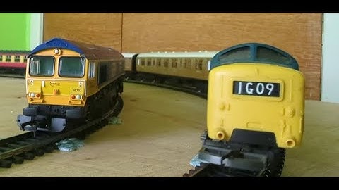 HORNBY CLASS 66 AND LIMA CLASS 55 DELTIC