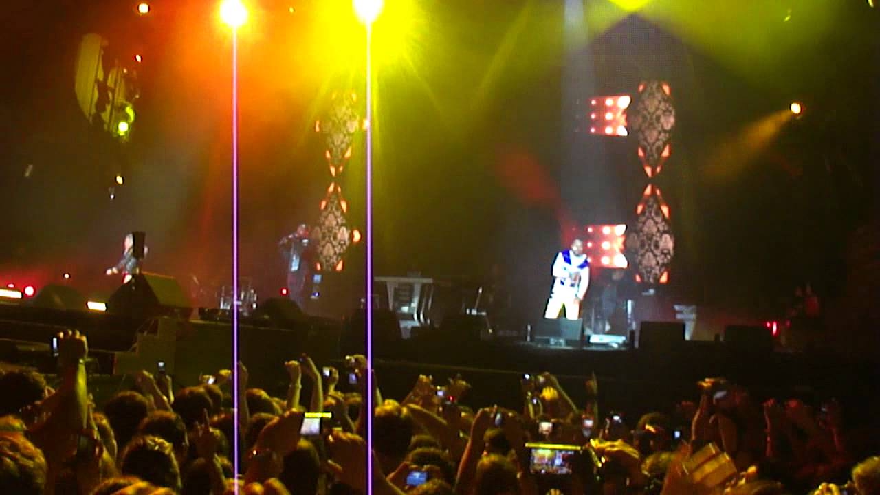 Black eyed Peas Paraguay DONT PHUNK WITH MY HEART YouTube