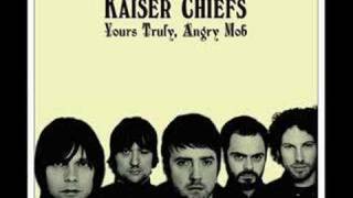 Kaiser Chiefs - Love's Not A Competition chords