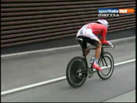 Video: Fabian Cancellara viimane Tour of Flandersi võidusõiduratas müüdi oksjonil üle 13 000 naela