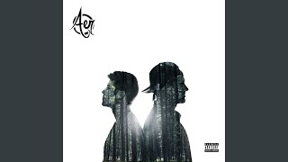 Says She Loves Me - Aer