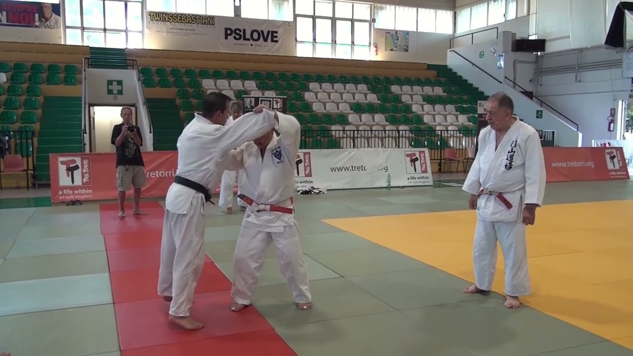 Hamada Hatsuyuki  8° dan Kodokan - Seoi nage  Ko Uchi Gari