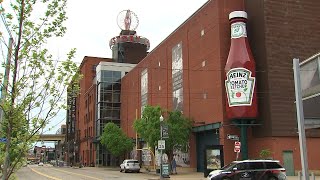 Fate of giant Heinz ketchup bottle now in the hands of zoning board
