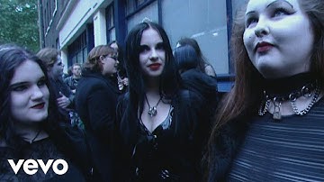 Cradle Of Filth - Fans Outside The London Astoria 