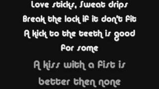 Florence &amp; The Machine- Kiss With A Fist (Lyrics)