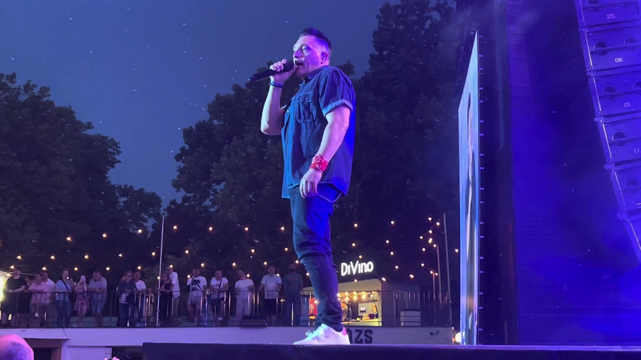 Ákos: Felemel (Ákos Metropolis turné, Siófok Plázs, 2025.06.13.)