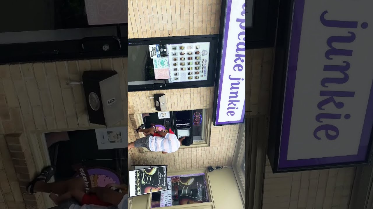 One of the  best cupcake in Ontario # cupcake junkie