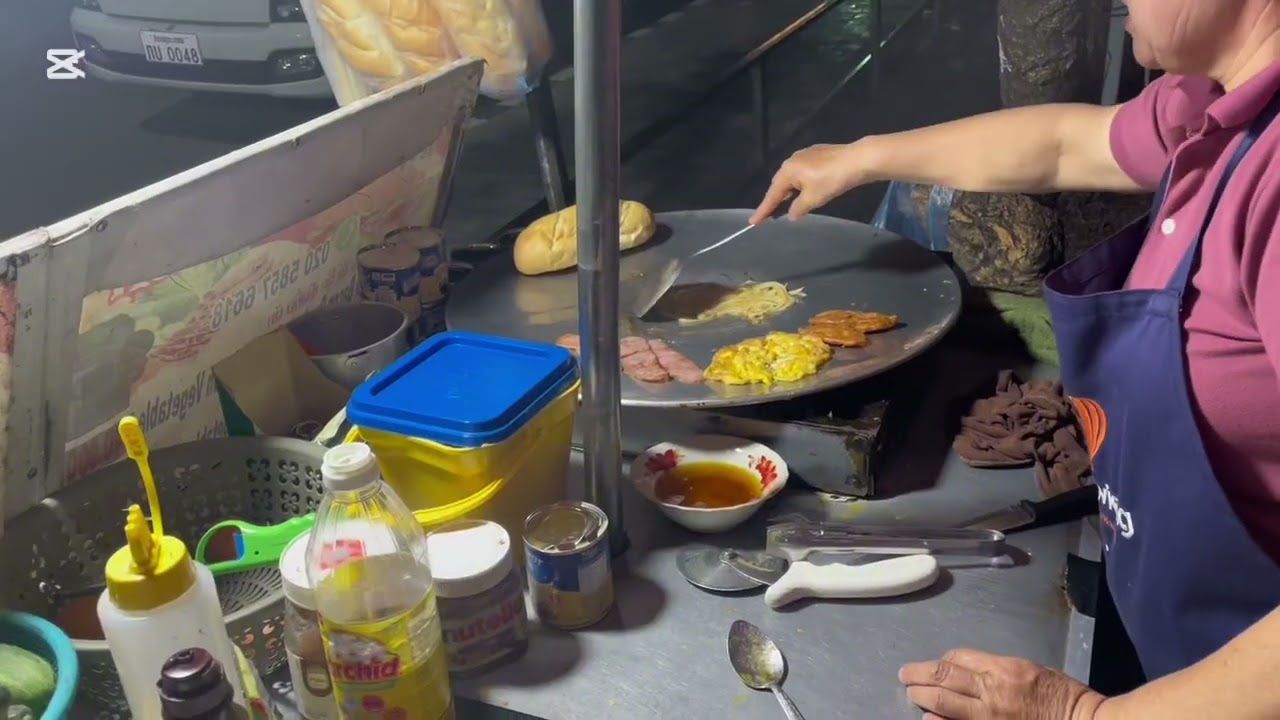 ກິດຈະກຳແຄມນ້ຳຊ່ອງວັງວຽງແດນງາມ activities at Xong river Vang Vieng 