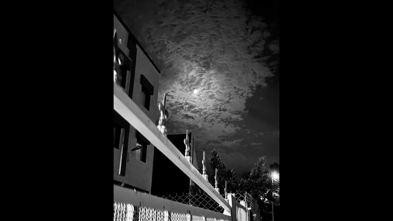 Scorpions - Wind Of Change ( Slowed ~ Reverb )