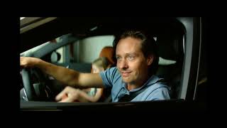 Einmal Chicken Nuggets bitte 😂 - Filmszene aus Achtsam Morden