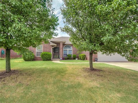 8017 Woodhue Drive, Oklahoma City, OK home video tour