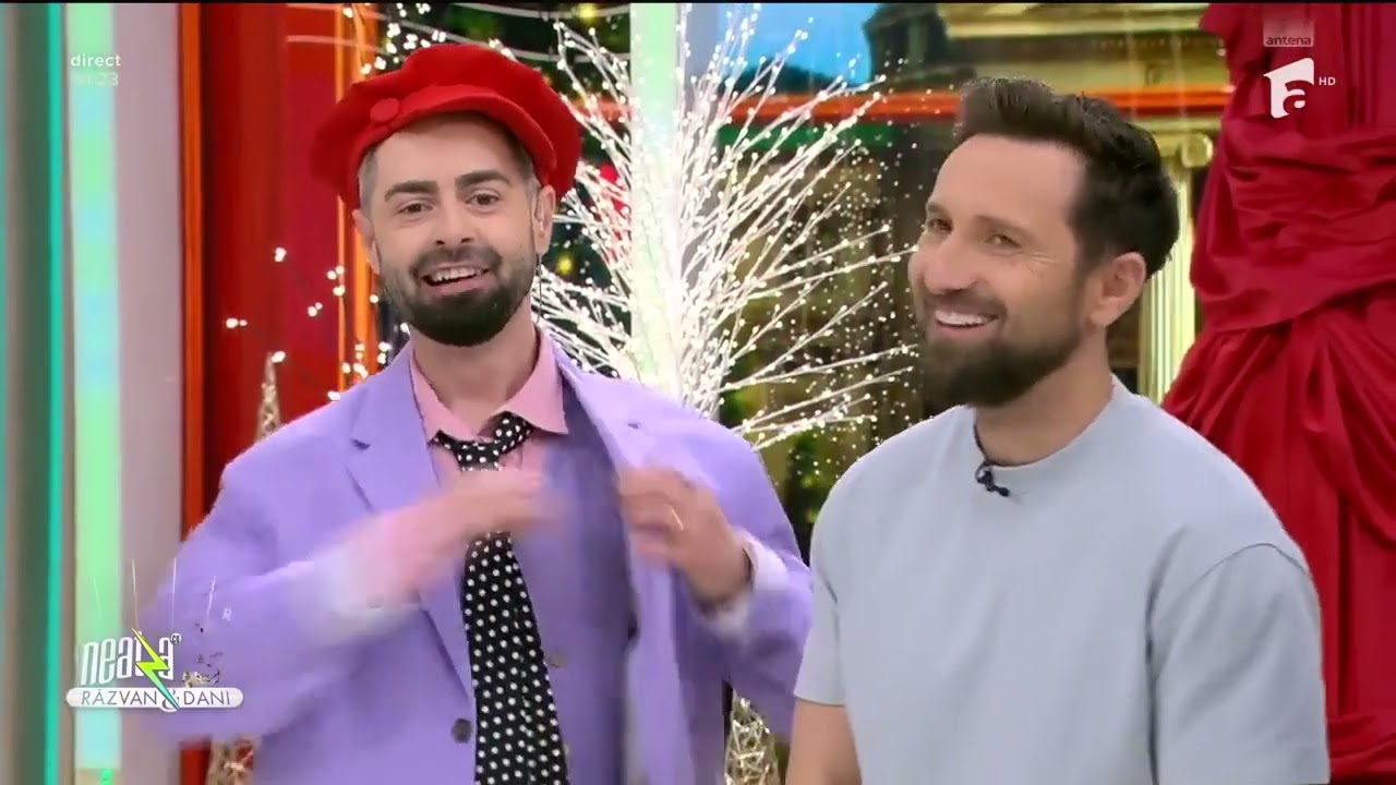 Bucalaie il imita pe magicianul Robert Tudor la 