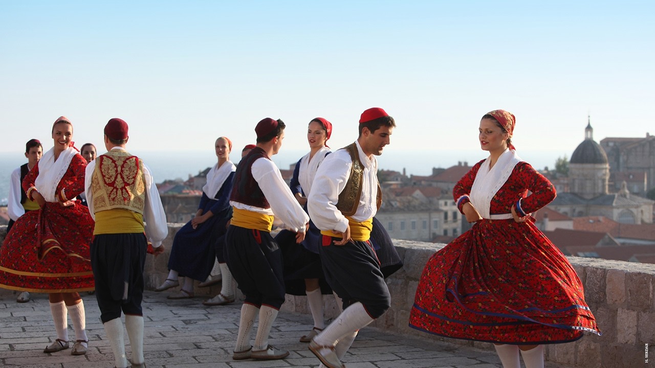 AI can't create the feeling of autumn.Croatia can.