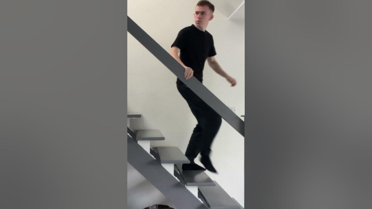 Geoguessr Twitch Streamer Finds Old Zealand shorts YouTube