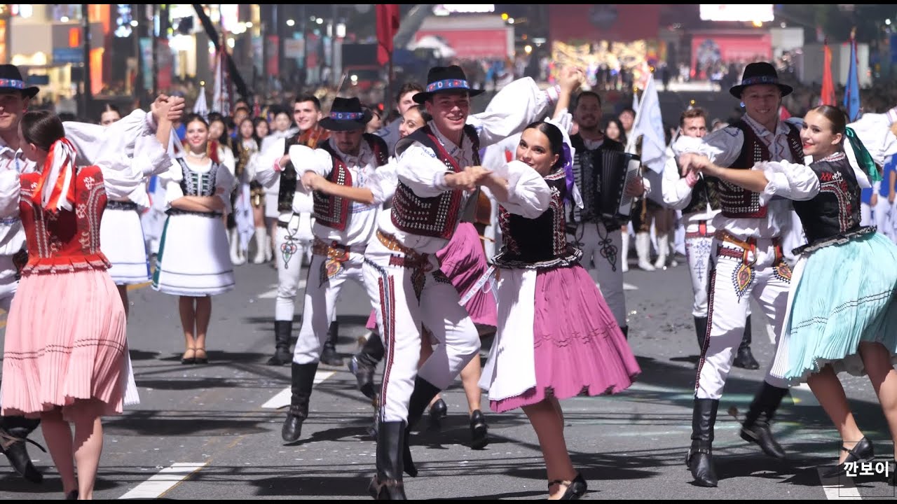 거리댄스퍼레이드 - 슬로바키아 무용단 Slovakia @250926 천안흥타령춤축제 Cheonan World Dance Festival