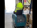 Tennant 6100 Floor Sweeper Cleaning Warehouse #industrialcleaning #sweeper #cleaningequipment