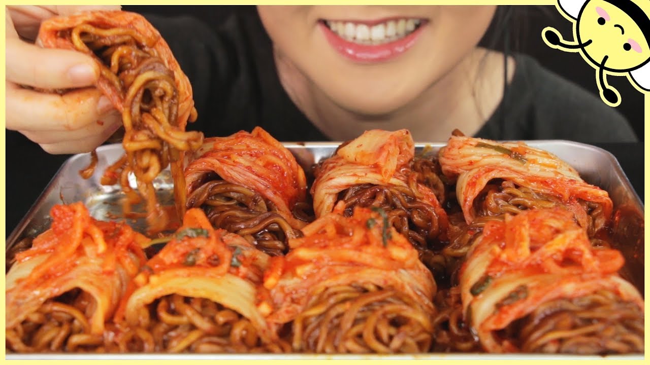 ASMR *BIG BITES* KIMCHI WRAPPED SPICY FIRE BLACK BEAN NOODLES l Eating Sounds l No Talking