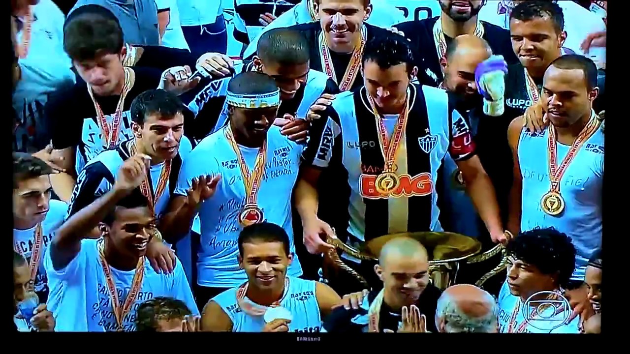 Atlético Mineiro-Bi-Campeão 2013 - YouTube