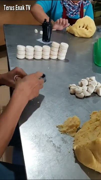 Proses Bikin Bakpia Pathok Khas Jogja #jogja #kuliner #wisata #yogyakarta