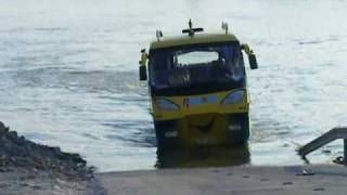 Download Lagu RiverRide Kétéltű busz Budapesten - Amphibious bus in Budapest MP3