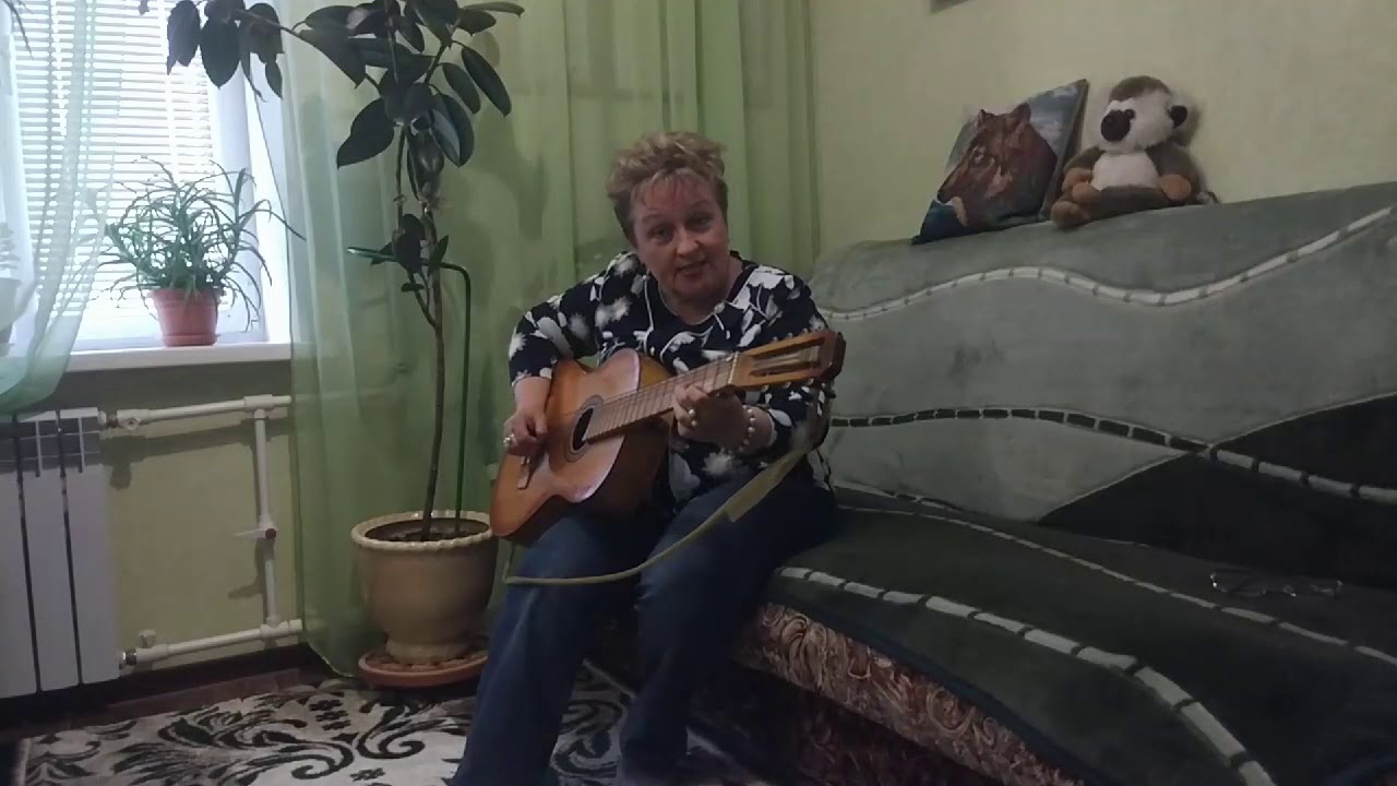 Изгиб гитары желтой... Послушайте, песня на все времена и для любой ...