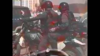 Efectivos policiales roban a joven en Lecheria se le llevaron el celular