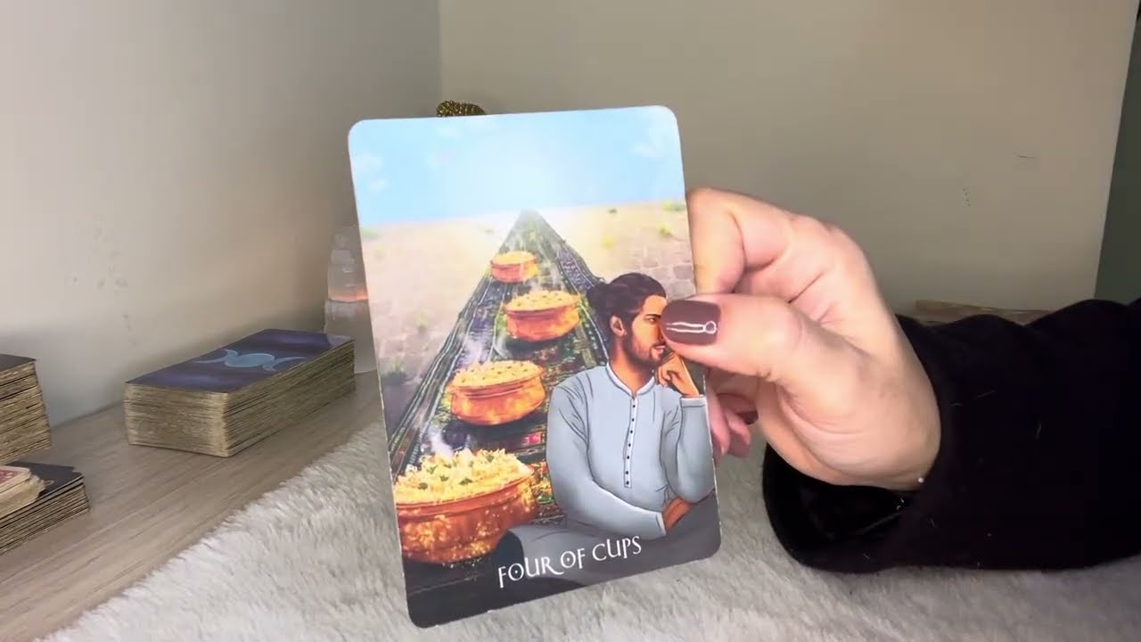 O que se passa na MENTE e no CORAÇÃO dele/dela em relação a mim? Tarot Amor 💞