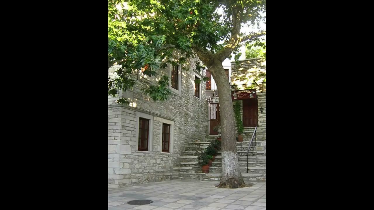 Νάξος, Απεράθου: Πάρε Μαριώ τη ρόκα σου, τσαμπούνα Μαν. Ζευγώλης 1953.