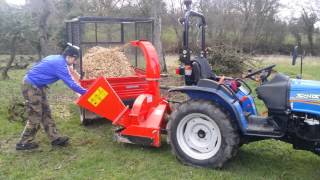 Broyeur de Branches BR 16 &ndash; Prise de force &ndash; 10 &agrave; 13 cm - LEFA