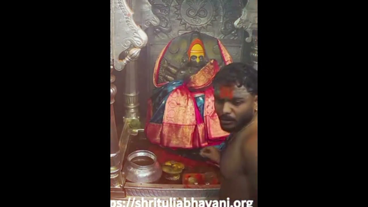 दररोज होणारी महापूजा व अलंकार पूजा थेट आपल्या पेजवर🙏🏻 subscribe kra