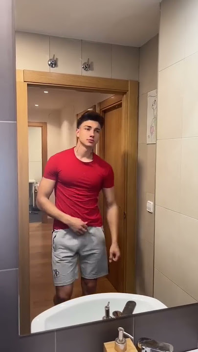 ☀️ cute young man shirtless ☀️