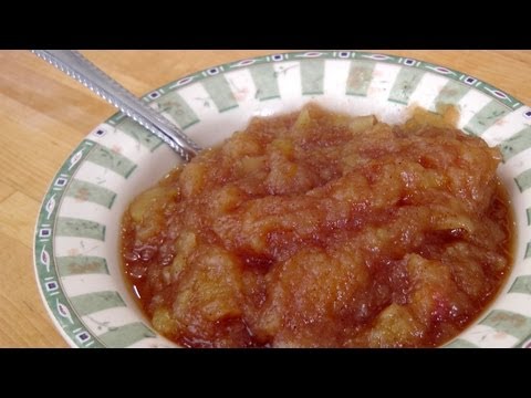 apple-sauce-recipe---laura-vitale---laura-in-the-kitchen-episode-231